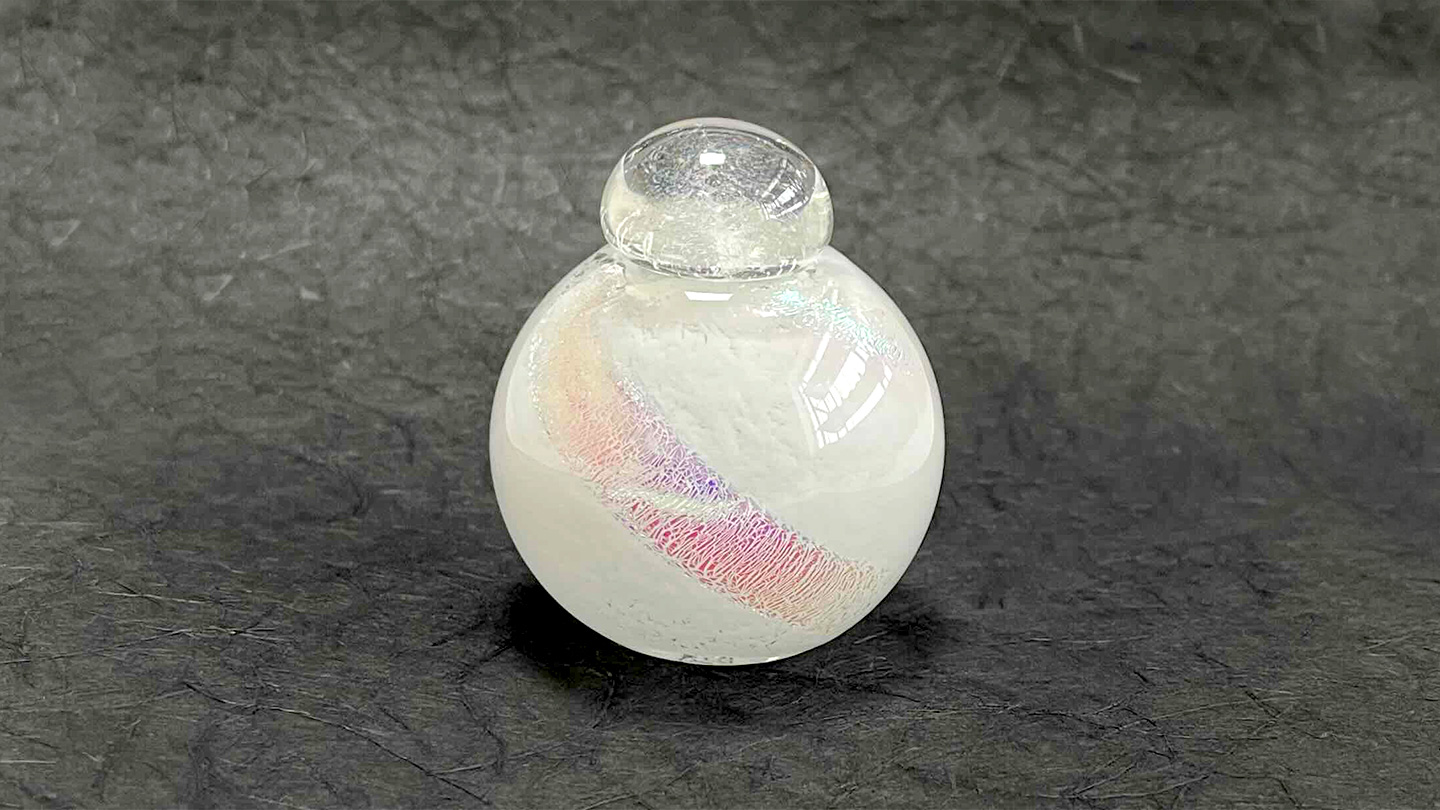 ガラス骨壺Hestia